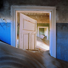 Load image into Gallery viewer, Kolmanskop_1
